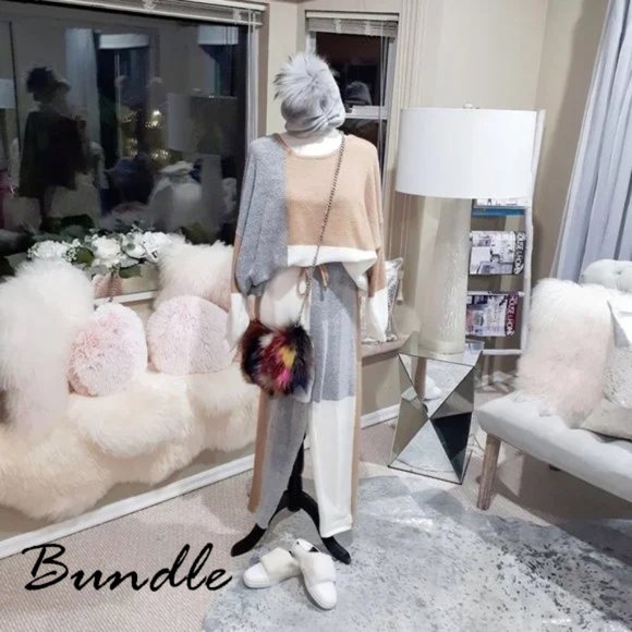 Moon River Sweaters - EUC Moon River geometric colour block sweater and jogger pants loungewear set